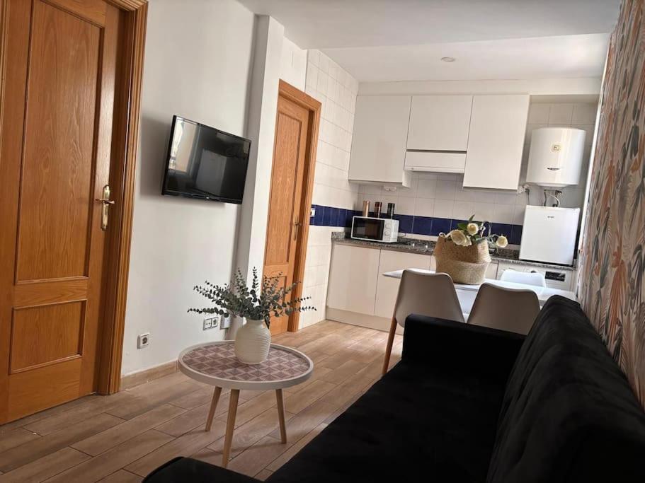 For You Rentals Coqueto Apartamento Temporal De Dos Dormitorios En El Corazon De Madrid Sgv63 Εξωτερικό φωτογραφία